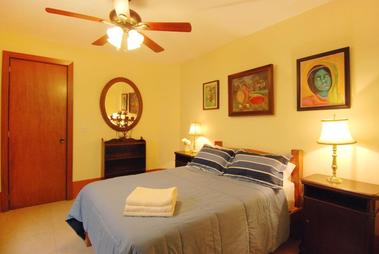 Olga Querida B&B Hostal Guadalajara Oda fotoğraf